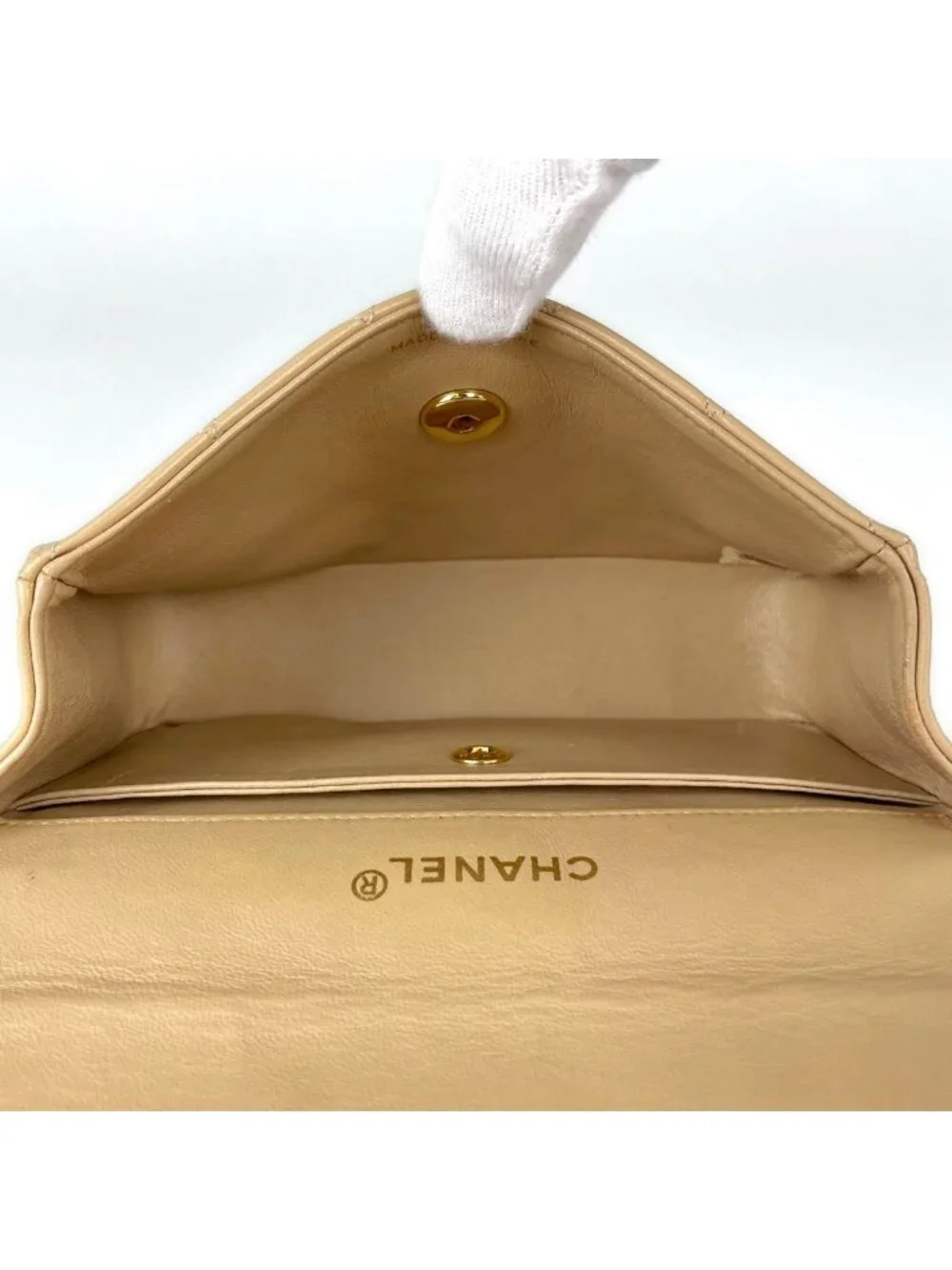 Chanel CC Logo Chain Shoulder Bag Quilted Leather Beige